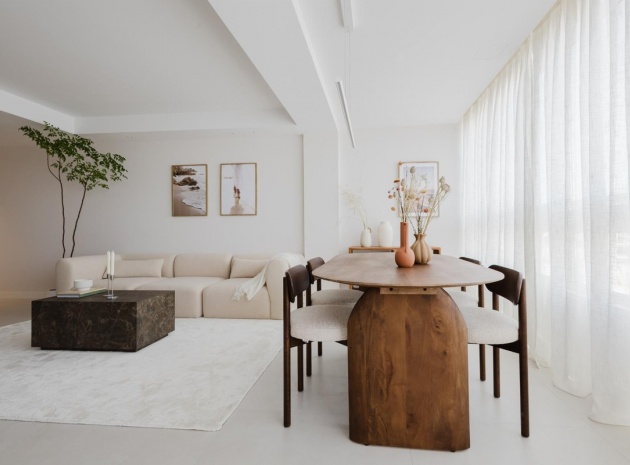 Resale - Apartment - Torrevieja - Torrevieja Centro