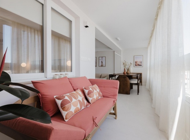 Resale - Apartment - Torrevieja - Torrevieja Centro