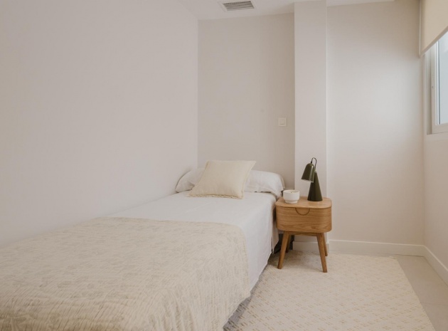 Resale - Apartment - Torrevieja - Torrevieja Centro