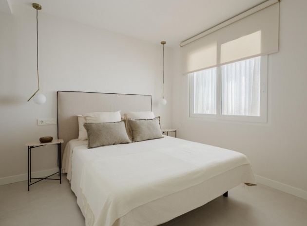 Resale - Apartment - Torrevieja - Torrevieja Centro