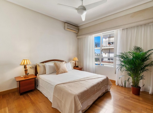 Wederverkoop - Appartement - Torrevieja - Torrevieja Centro