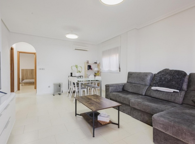 Wederverkoop - Herenhuis - Torrevieja - Aguas Nuevas