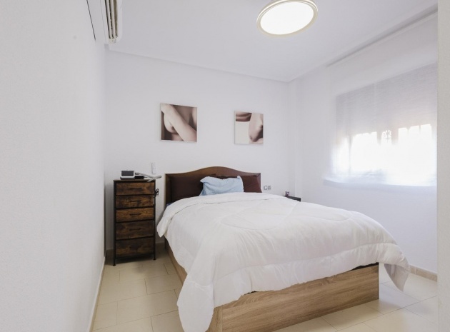 Wederverkoop - Herenhuis - Torrevieja - Aguas Nuevas