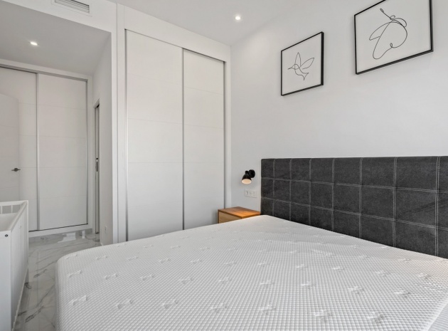 Resale - Villa - Torrevieja - Torrevieja Centro