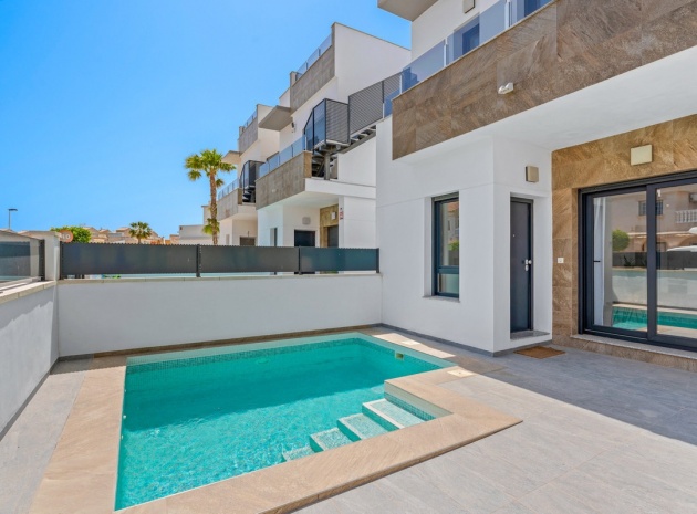 Resale - Villa - Torrevieja - Torrevieja Centro