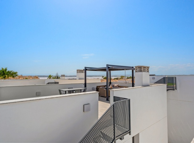 Resale - Villa - Torrevieja - Torrevieja Centro