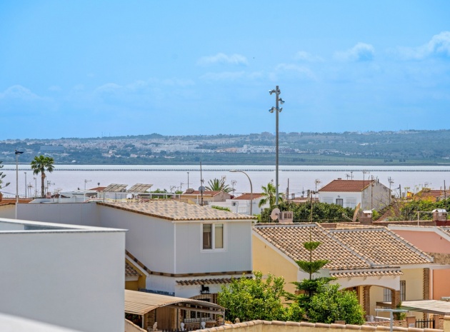 Resale - Villa - Torrevieja - Torrevieja Centro