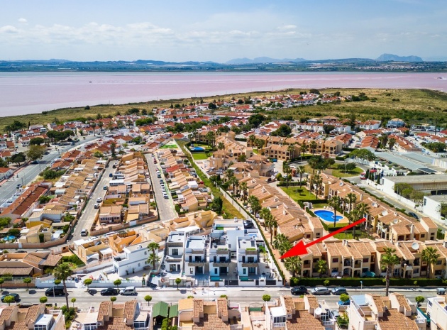 Resale - Villa - Torrevieja - Torrevieja Centro