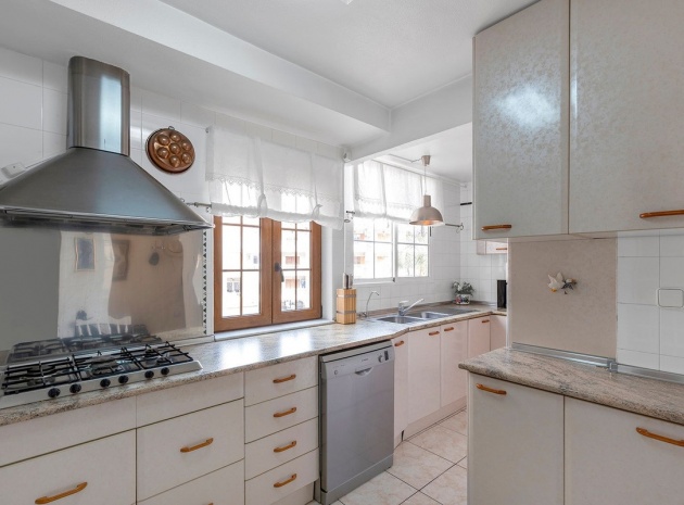 Wiederverkauf - Wohnung - Torrevieja - Torrevieja Centro