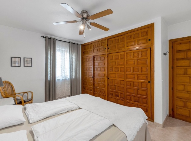 Wiederverkauf - Wohnung - Torrevieja - Torrevieja Centro