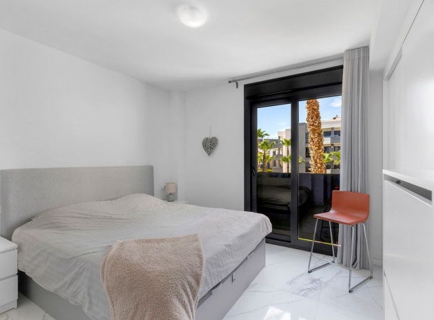 Återförsäljning - Lägenhet - Orihuela - Orihuela Costa
