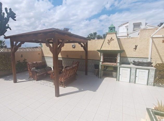Resale - Villa - Orihuela - Villamartin