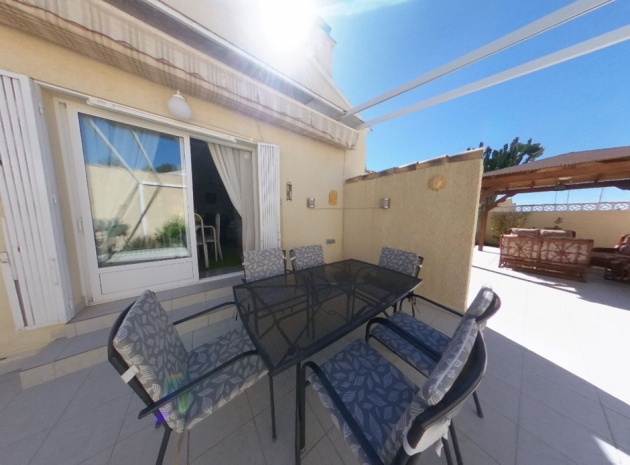Resale - Villa - Orihuela - Villamartin