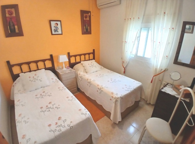 Resale - Villa - Orihuela - Villamartin