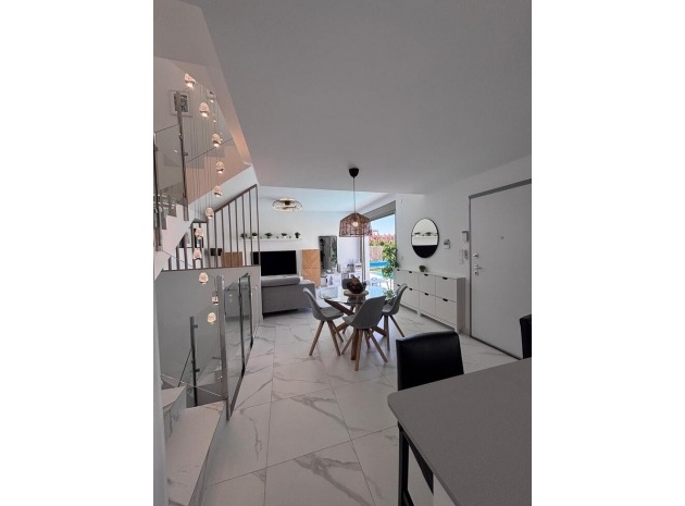 Wederverkoop - Villa - Orihuela - Villamartin