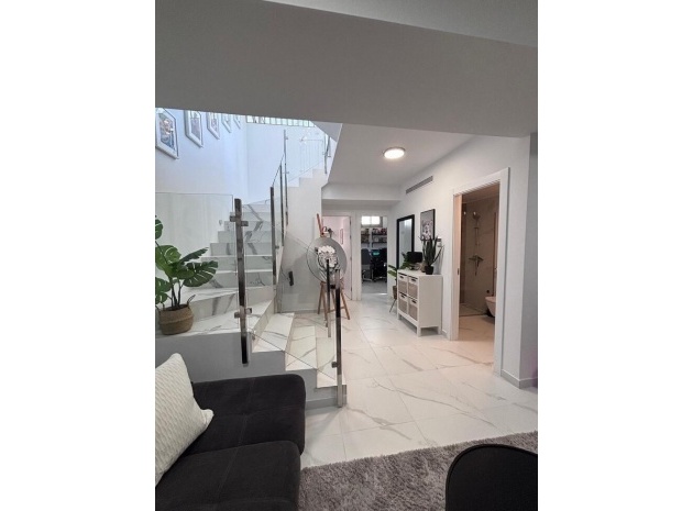 Wederverkoop - Villa - Orihuela - Villamartin