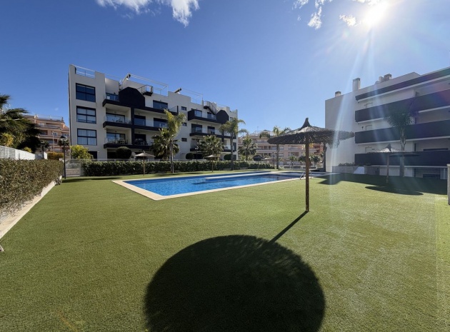 Resale - Apartment - Orihuela - Villamartin