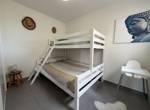 Resale - Apartment - Orihuela - Villamartin