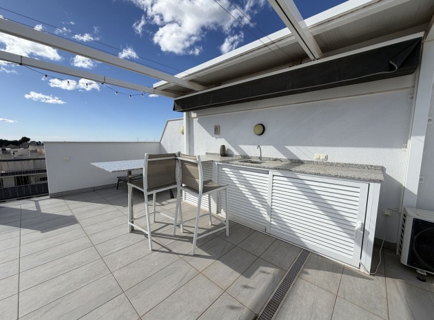 Resale - Apartment - Orihuela - Villamartin