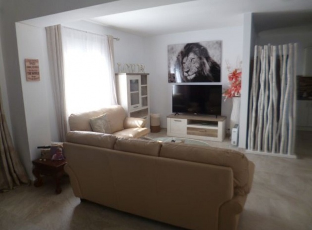 Resale - Villa - Orihuela - Villamartin