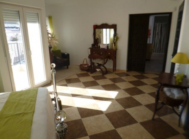 Resale - Villa - Orihuela - Villamartin