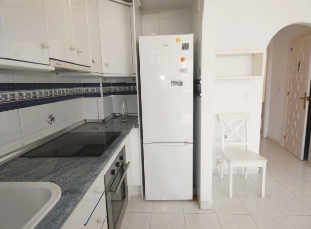 Resale - Apartment - Torrevieja - La Veleta