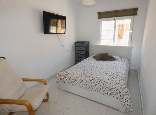Resale - Apartment - Torrevieja - La Veleta
