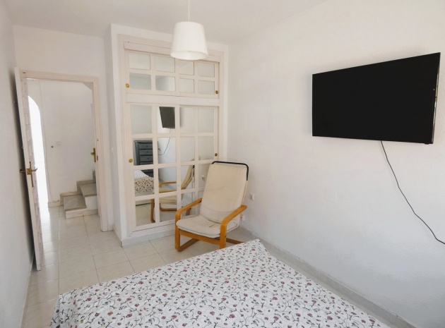 Resale - Apartment - Torrevieja - La Veleta