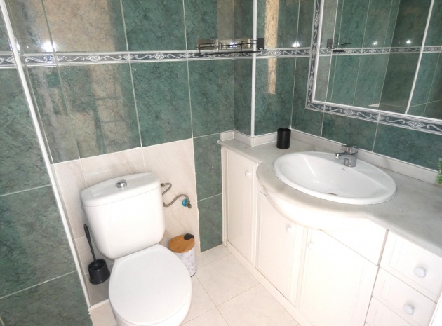 Resale - Apartment - Torrevieja - La Veleta