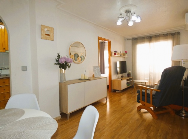 Återförsäljning - Lägenhet - Torrevieja - Torrevieja Centro
