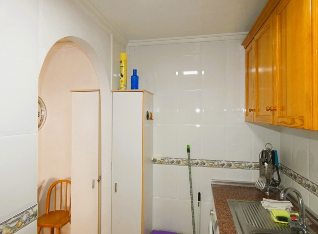Återförsäljning - Lägenhet - Torrevieja - Torrevieja Centro