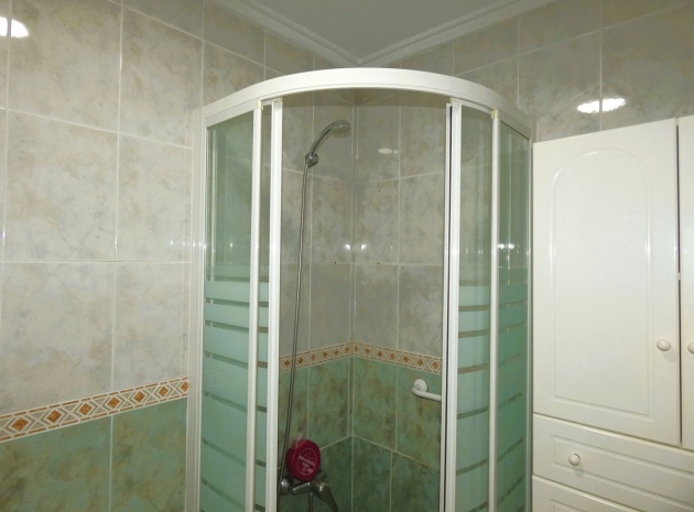 Återförsäljning - Lägenhet - Torrevieja - Torrevieja Centro