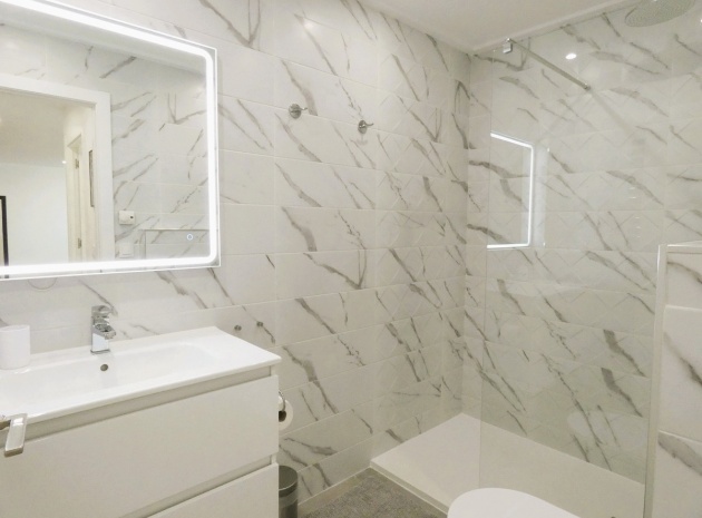 Revente - Appartement - Torrevieja - Torrevieja Centro