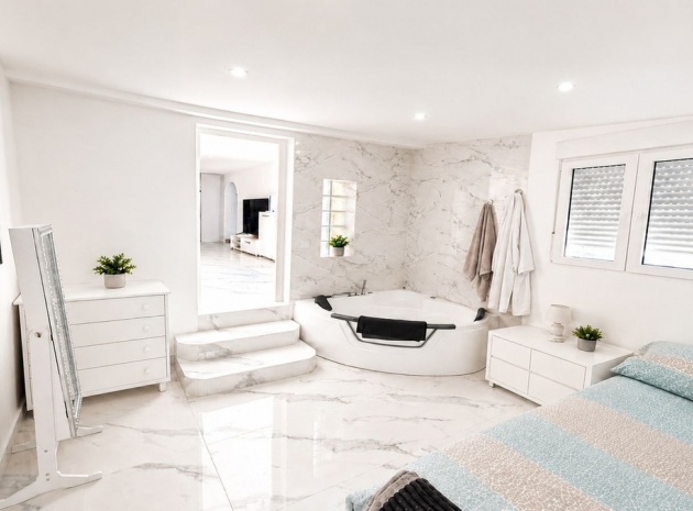 Revente - Maison de ville - Torrevieja - Torrevieja Centro