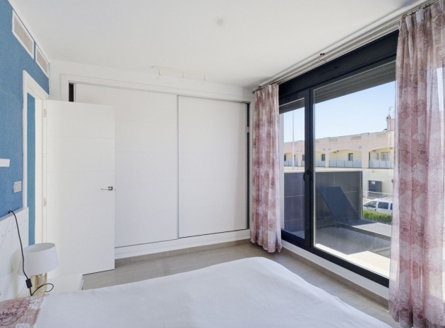 Resale - Villa - Orihuela - Punta Prima