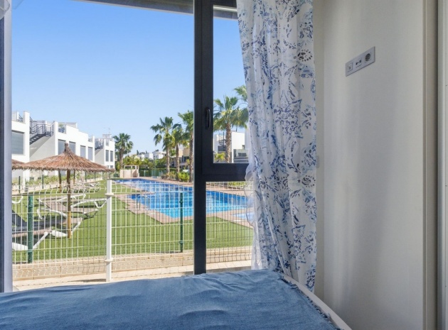 Resale - Villa - Orihuela - Punta Prima