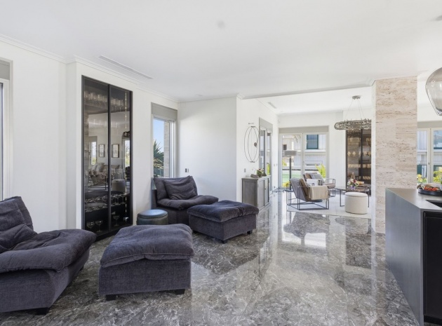 Wiederverkauf - Villa - Orihuela - La Zenia