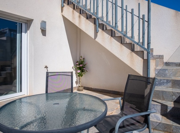 Resale - Apartment - Torrevieja - Aguas Nuevas