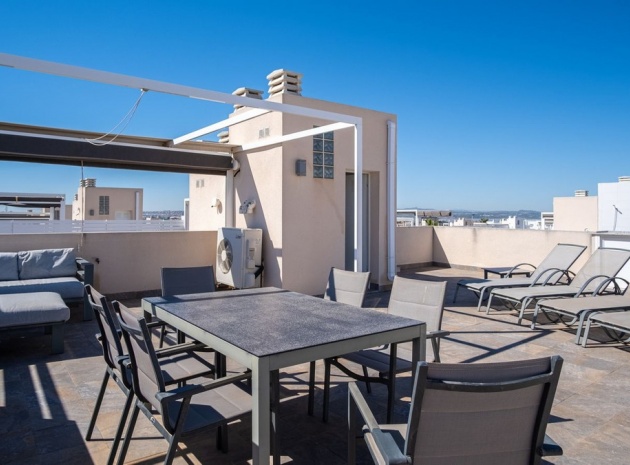 Resale - Apartment - Torrevieja - Aguas Nuevas