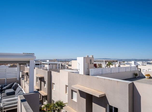 Resale - Apartment - Torrevieja - Aguas Nuevas