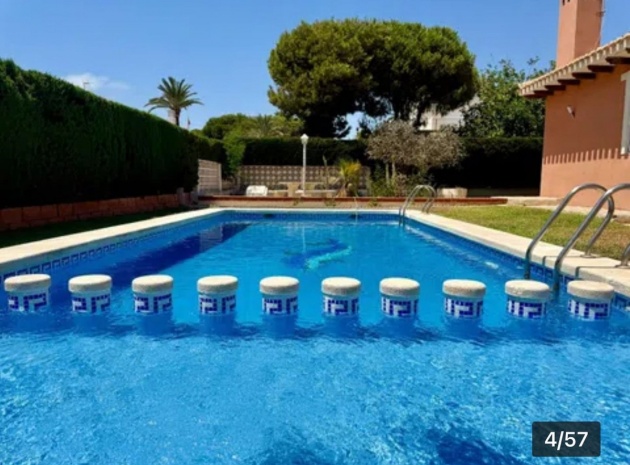Återförsäljning - Villa - Orihuela - Cabo Roig