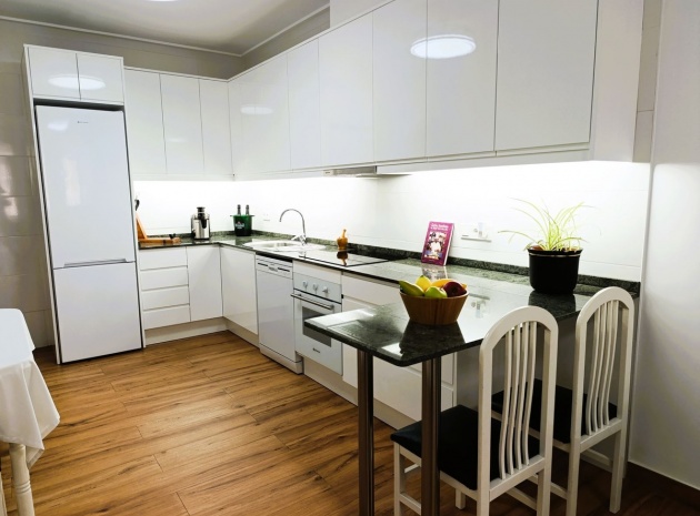 Revente - Appartement - Torrevieja - Torrevieja Centro