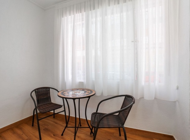 Revente - Appartement - Torrevieja - Torrevieja Centro