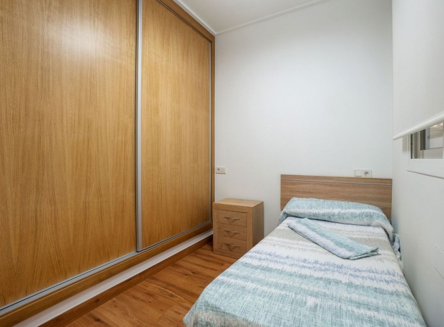 Revente - Appartement - Torrevieja - Torrevieja Centro