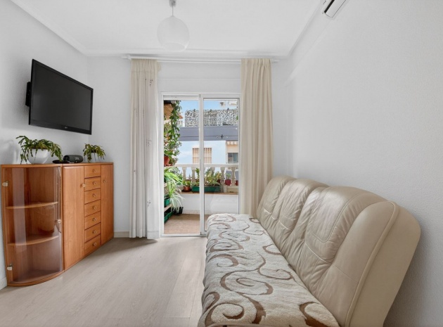 Wiederverkauf - Wohnung - Torrevieja - Torrevieja Centro