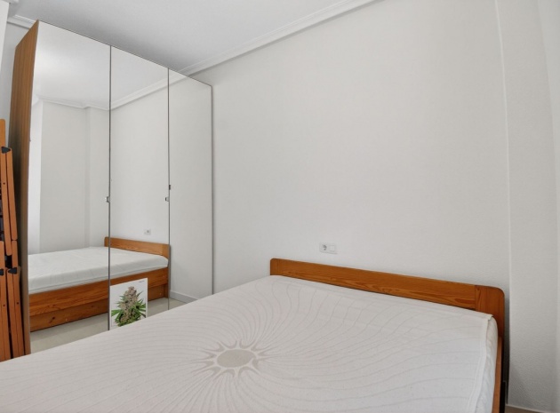 Wiederverkauf - Wohnung - Torrevieja - Torrevieja Centro