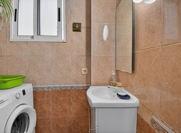 Wiederverkauf - Wohnung - Torrevieja - Torrevieja Centro