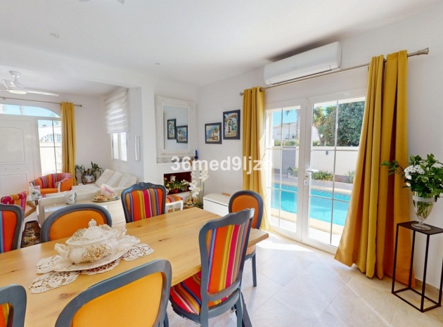 Återförsäljning - Villa - Los Alcazares - Los Narejos
