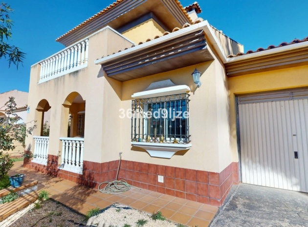 Återförsäljning - Villa - Los Alcazares - Los Alcazares Centro