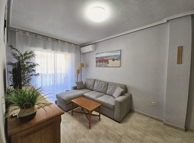 Wederverkoop - Appartement - Torrevieja - Torrevieja Centro